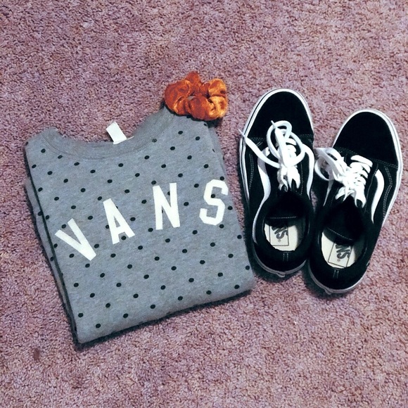 Vans ⬥ Polka Dot Sweater - Picture 2 of 4